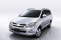 Toyota Innova 2015– Integroidut kattokaiteet, mustat, OEM (alumiini) kuva 1