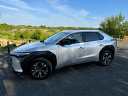 Toyota bZ4X 2022– Integroidut OEM-kattokaiteet, harmaat (alumiini) kuva 1
