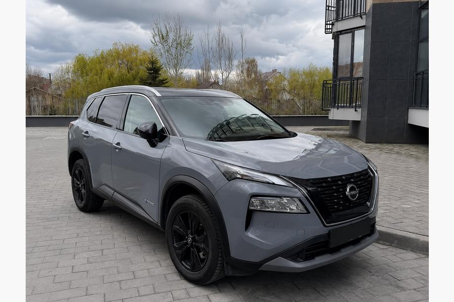 Nissan X-trail T33/Rogue 2022– Integroidut kattokaiteet harmaat OEM (ABS-muovi, pulttikiinnitys) Kuva 1