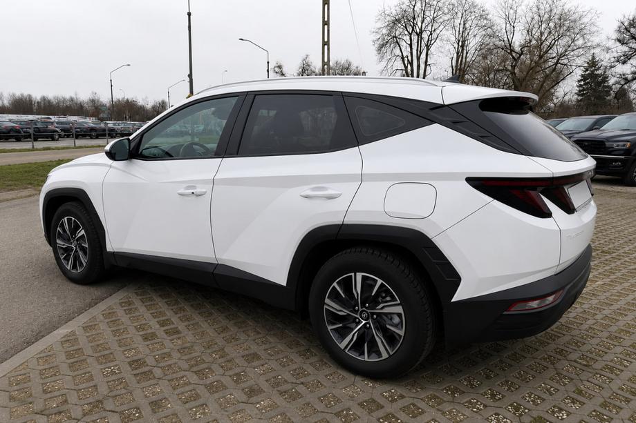 Hyundai Tucson NX4 2021– Integroidut kattokaiteet harmaat OEM (Long, alumiini, liima-asennus) Image