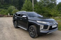 Mitsubishi Pajero Sport 2015– Integroitu kattokaide, harmaa OEM (2019-, alumiini) kuva 2