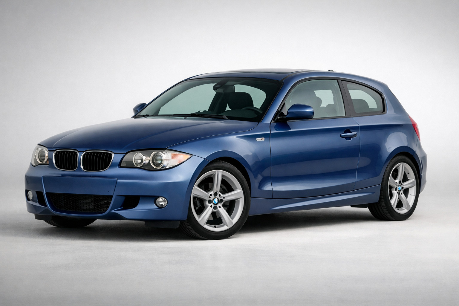 BMW 1-sarja E81/E82/E87/E88 (2004-2011) koeajo: kompakti BMW, jossa on luonnetta