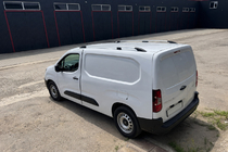 Citroen Berlingo/Multispace 2018– Kromatut kattokaiteet (turkkilainen design) Pitkä, metallijalat kuva 6