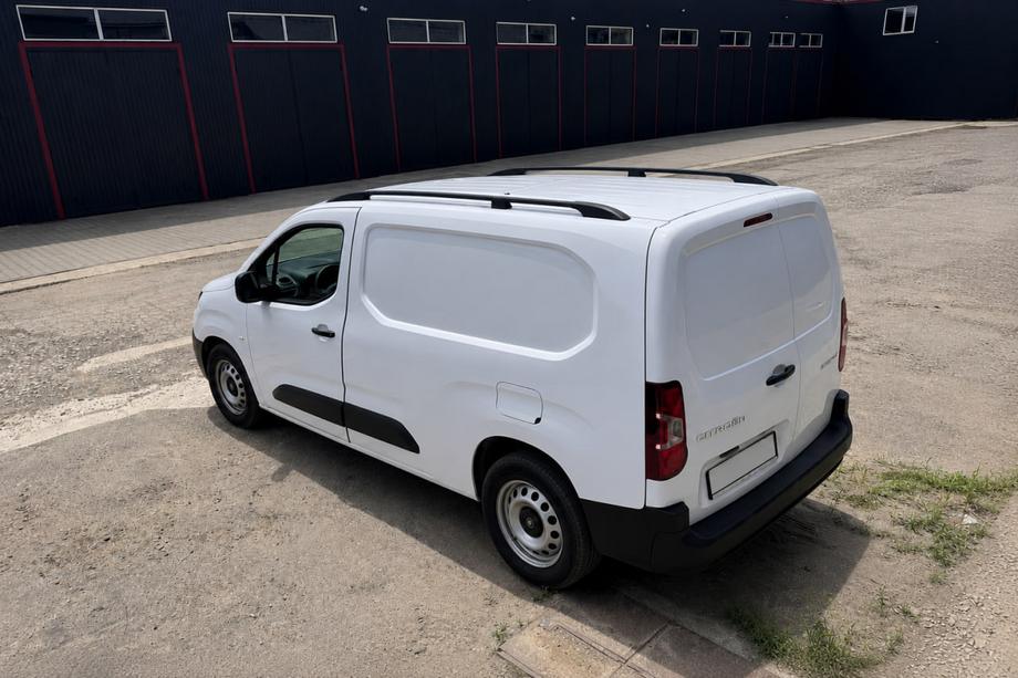 Citroen Berlingo/Multispace 2018– Mustat kattokaiteet (turkkilainen design) Kuva 5