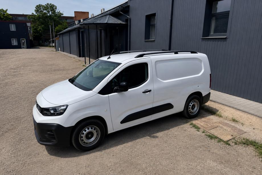 Citroen Berlingo/Multispace 2018– Mustat kattokaiteet (turkkilainen design) Kuva 6