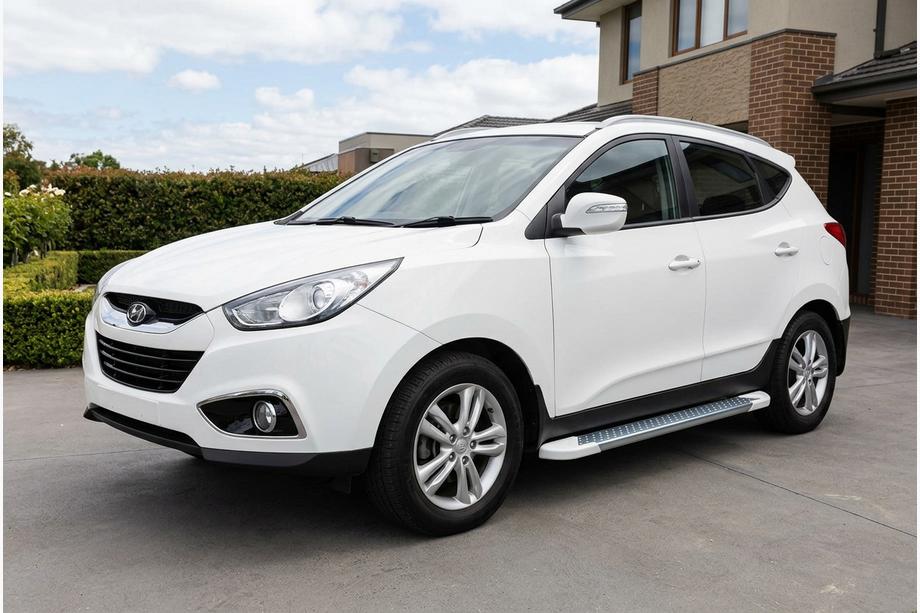 Hyundai IX-35 2010–2015 Sivuastinlaudat Allmond White (2 kpl, alumiini) Image