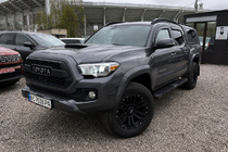 Toyota Tacoma 2015–2023 Mustat OEM-kattokaiteet (alumiini) kuva 1