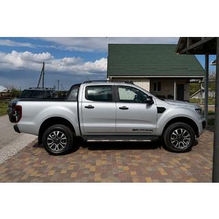 Mustat OEM-kattokaiteet (ABS-muovi, liima-asennus) Ford Ranger 2011–2022 kuva 2