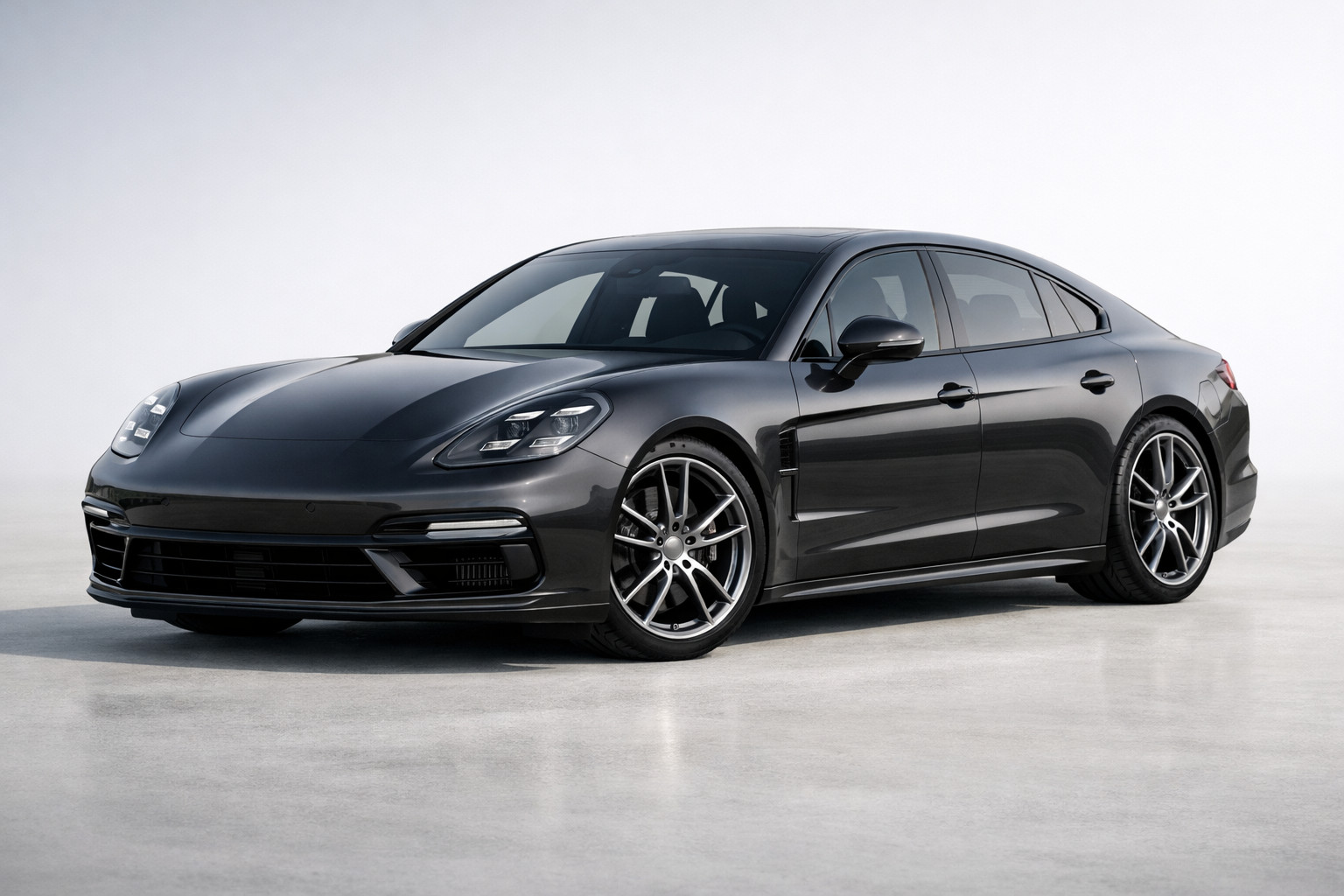 Porsche Panamera -koeajo: iso Porsche ei vain näyttämistä varten