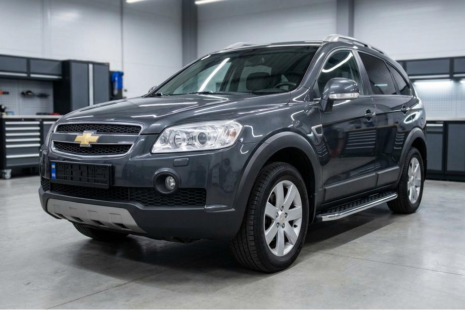 Chevrolet Captiva 2006–2019 BlackLine-sivuporrassarja (2 kpl, alumiini) Image