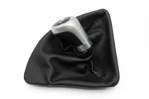 BMW 1-sarja E81/E82/E87/E88 2004–2011 Vaihdekepin suojapussi + vaihdenuppi OEM V2 (keinonahka) kuva 2