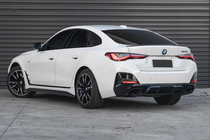 BMW 4-sarja G22/23/26 2020– Takapuskurin diffuusori pakoputken päillä (G26 M-Sport) kuva 8