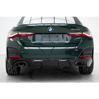 Takapuskurin diffuusori pakoputken päillä (G26 M-Sport) kuva 1
