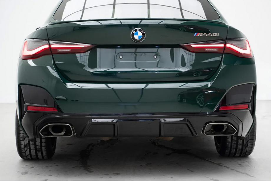 BMW 4-sarja G22/23/26 2020– Takapuskurin diffuusori pakoputken päillä (G26 M-Sport) Image
