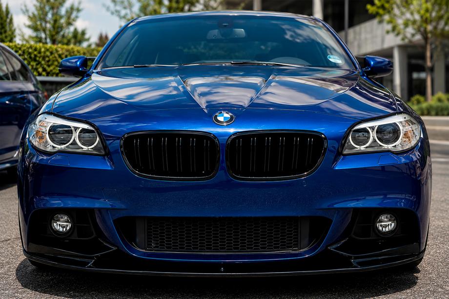 BMW 5-sarja F10/F11 2010–2016 Etupuskurin lip MP-Style (M-Performance, kiiltävä musta) Image