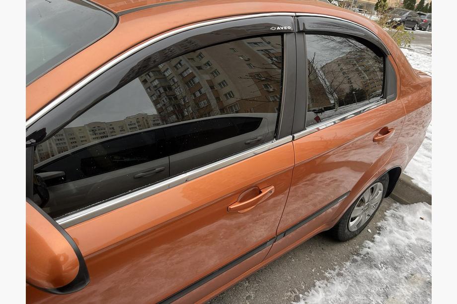 Chevrolet Aveo T250 2005–2011 Ikkunoiden alalistat (4 kpl, ruostumaton teräs) Viistoperä Image
