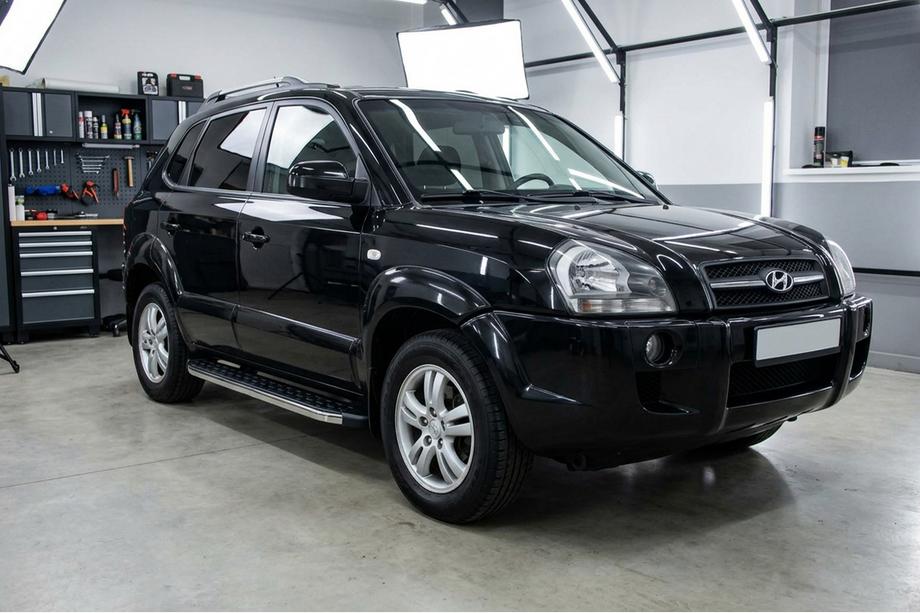 Hyundai Tucson JM 2004– BlackLine-sivuporrassarja (2 kpl, alumiini) Image
