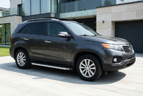 Kia Sorento II XM 2009–2014 BlackLine-sivuporrassarja (2 kpl, alumiini) 2010–2013 kuva 1