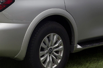 Nissan Armada 2016–2024 Takapyöränkaarilevikkeet (alkuperäiset, käytetyt) kuva 1