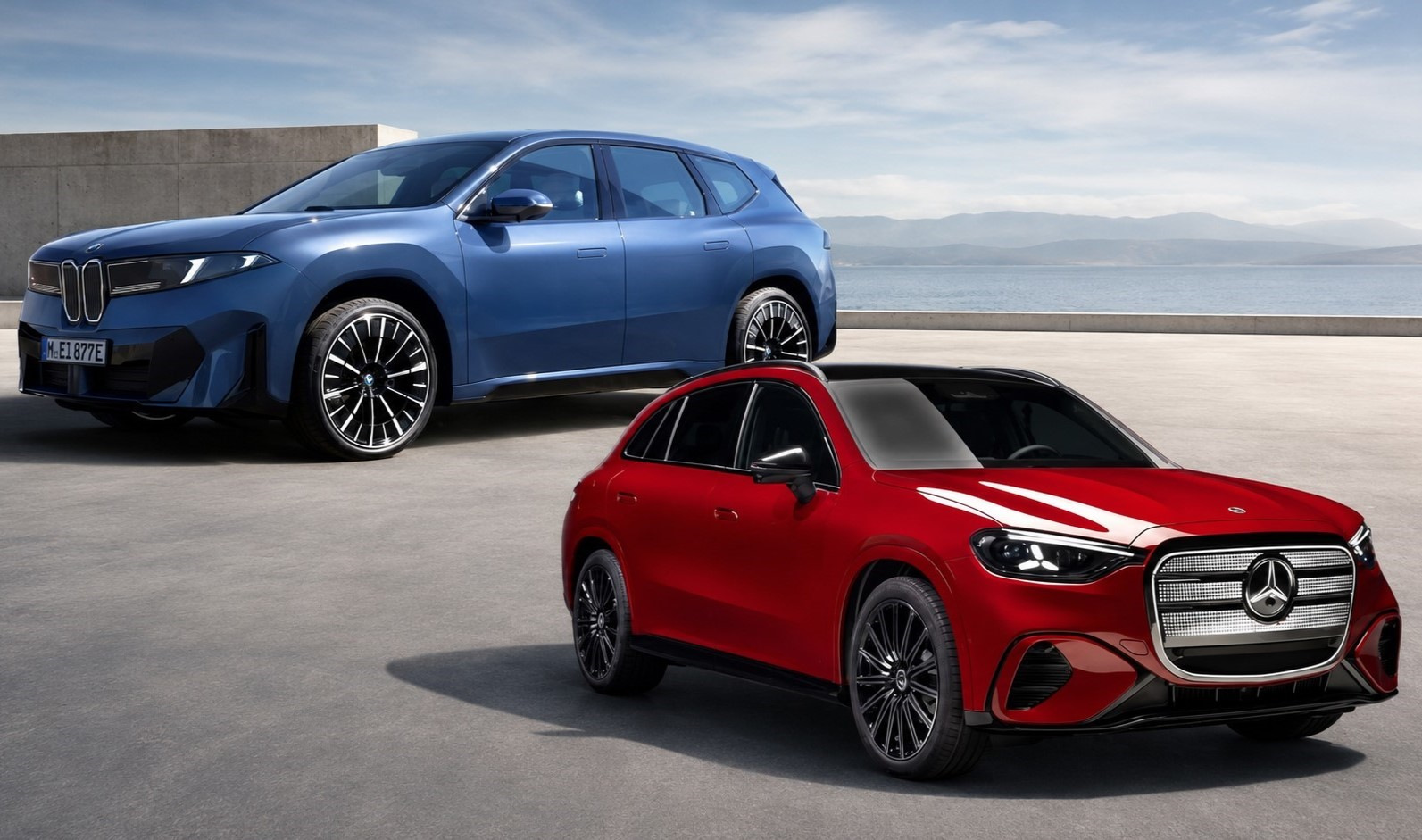 Mercedes-Benz GLC EQ 2027 vs BMW iX3 2027: kumpi uuden sukupolven sähköcrossover on parempi?