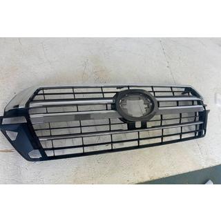 Poistotuote Jäähdyttimen säleikkö 2016-2021 (2019-design) Toyota Land Cruiser 200 2007–2021 kuva 4