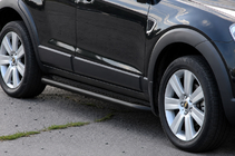 Chevrolet Captiva 2006–2019 Premium Black sivuastinlaudat (2 kpl, ruostumaton teräs) kuva 3