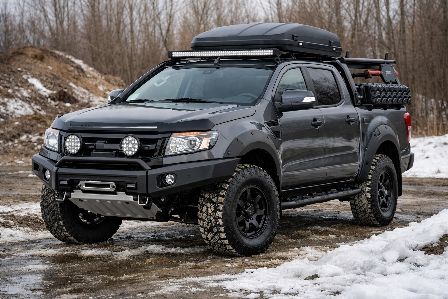 Ford Ranger 2011-2022: lähtöpäivitys työhön, mutaan ja talveen