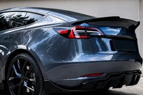 Tesla Model 3 2017– Fast-spoileri (2017-2023) kuva 4