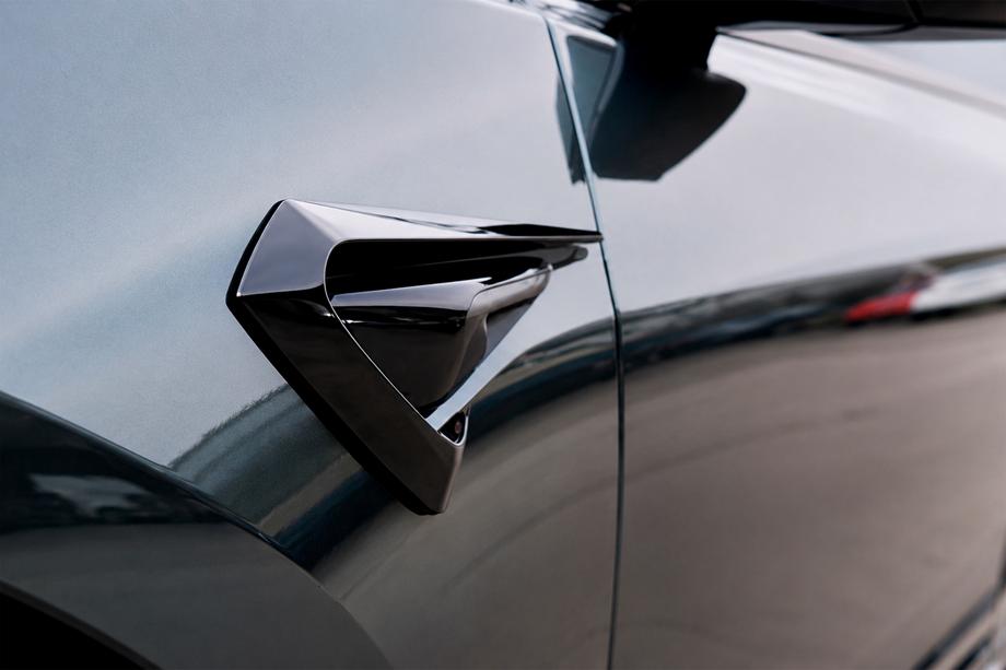 Tesla Model Y 2020– Lokasuojan levikkeet Fast (2020-2024) Image