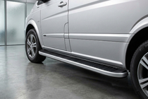 Mercedes Vito/V-class W447 2014– Sivukynnykset Tayga Grey (2 kpl, alumiini) kuva 1