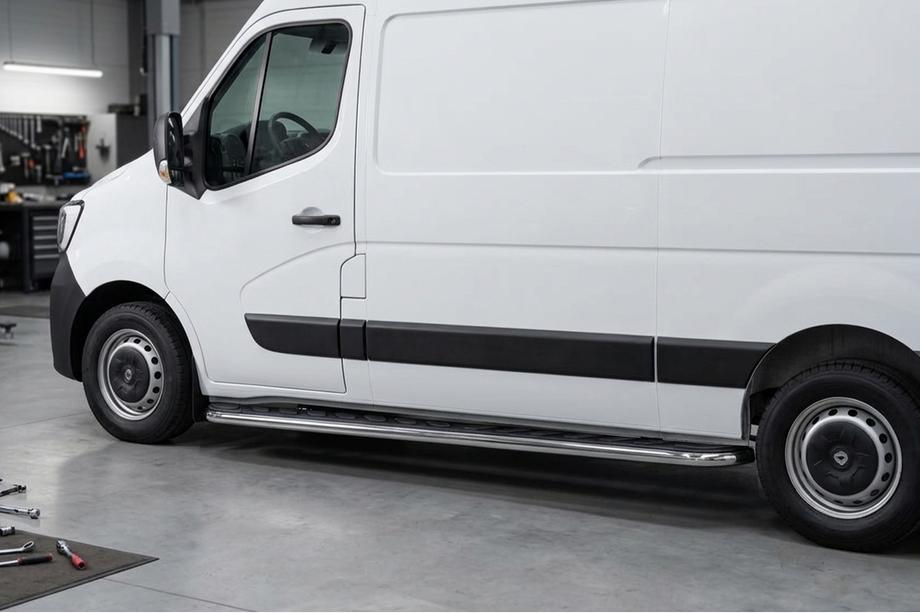 Nissan NV400 2010–2024 Sivuportaat Maydos V1 (2 kpl, alumiini) Image