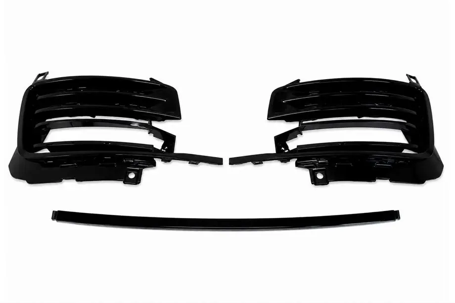Range Rover IV L405 2013–2021 Etupuskurin lip spoiler -sarja SVA Black (2018-2021, 3 kpl) Kuva 9