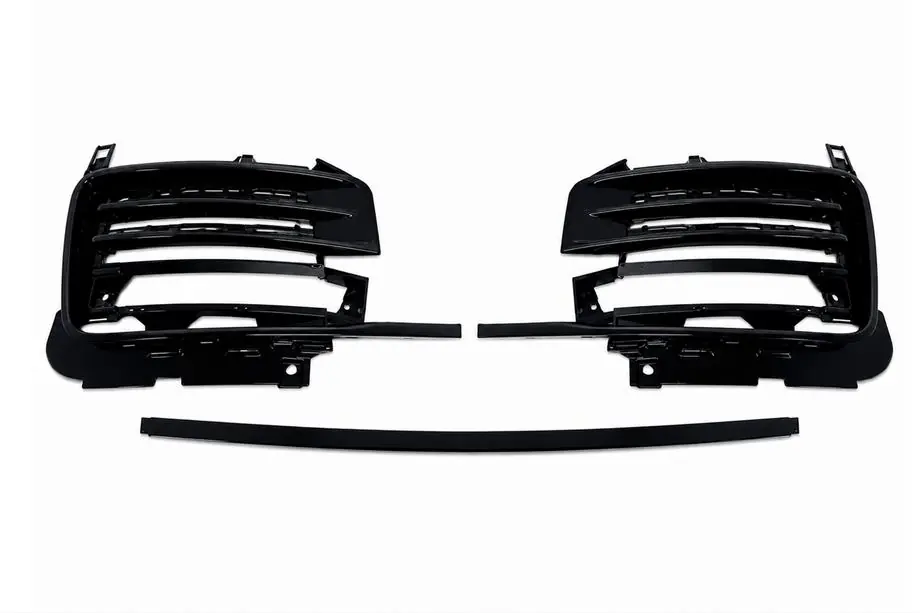 Range Rover IV L405 2013–2021 Etupuskurin lip spoiler -sarja SVA Black (2018-2021, 3 kpl) Kuva 8