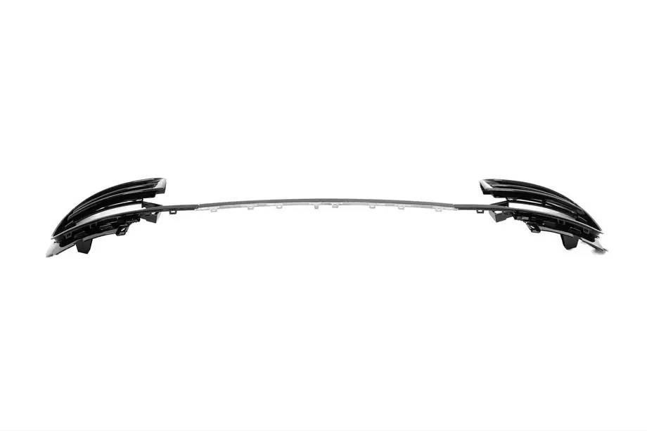 Range Rover IV L405 2013–2021 Etupuskurin lip spoiler -sarja SVA Black (2018-2021, 3 kpl) Kuva 4