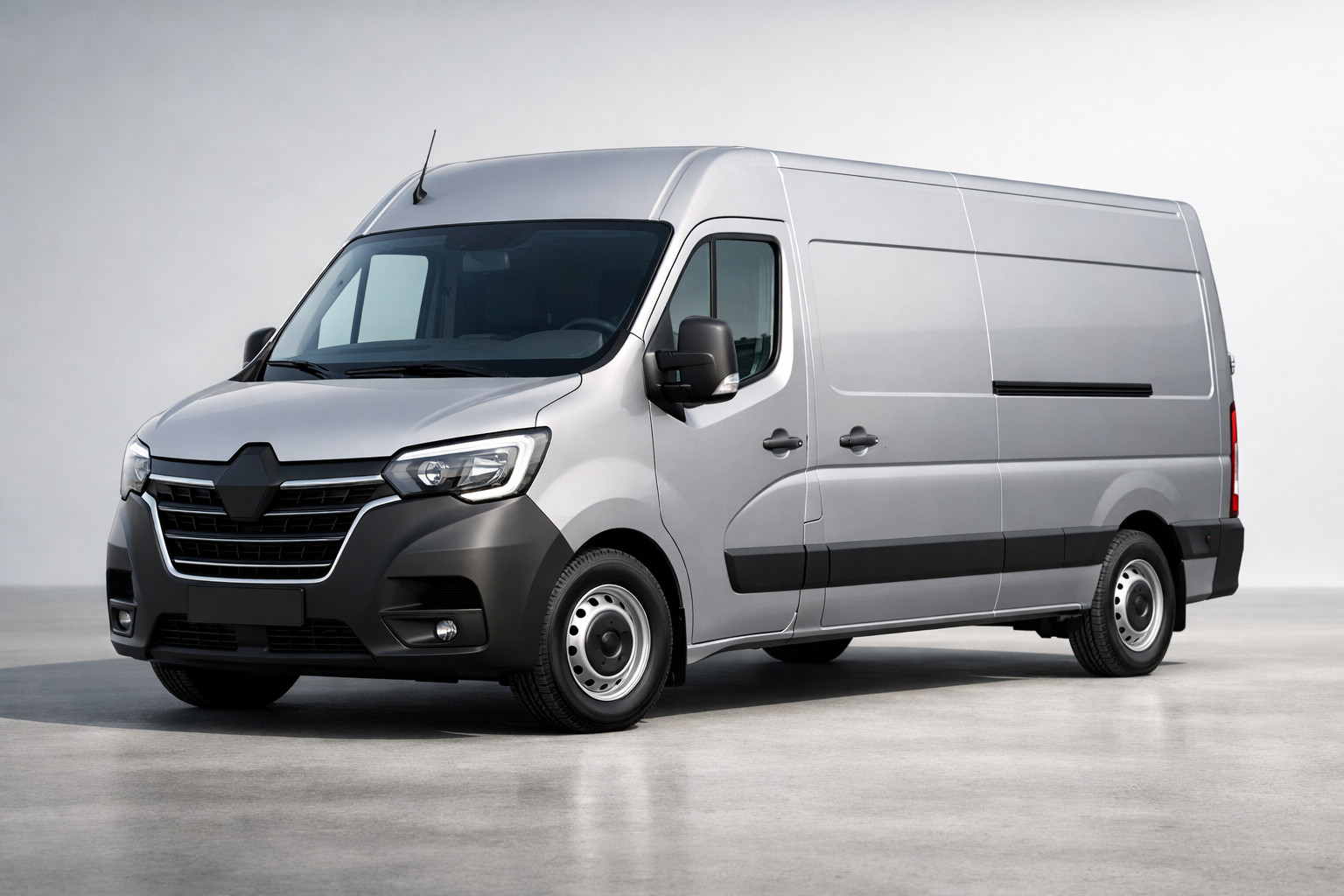 Renault Master facelift 2019 koeajo: iso pakettiauto työhön ja kuljetuksiin