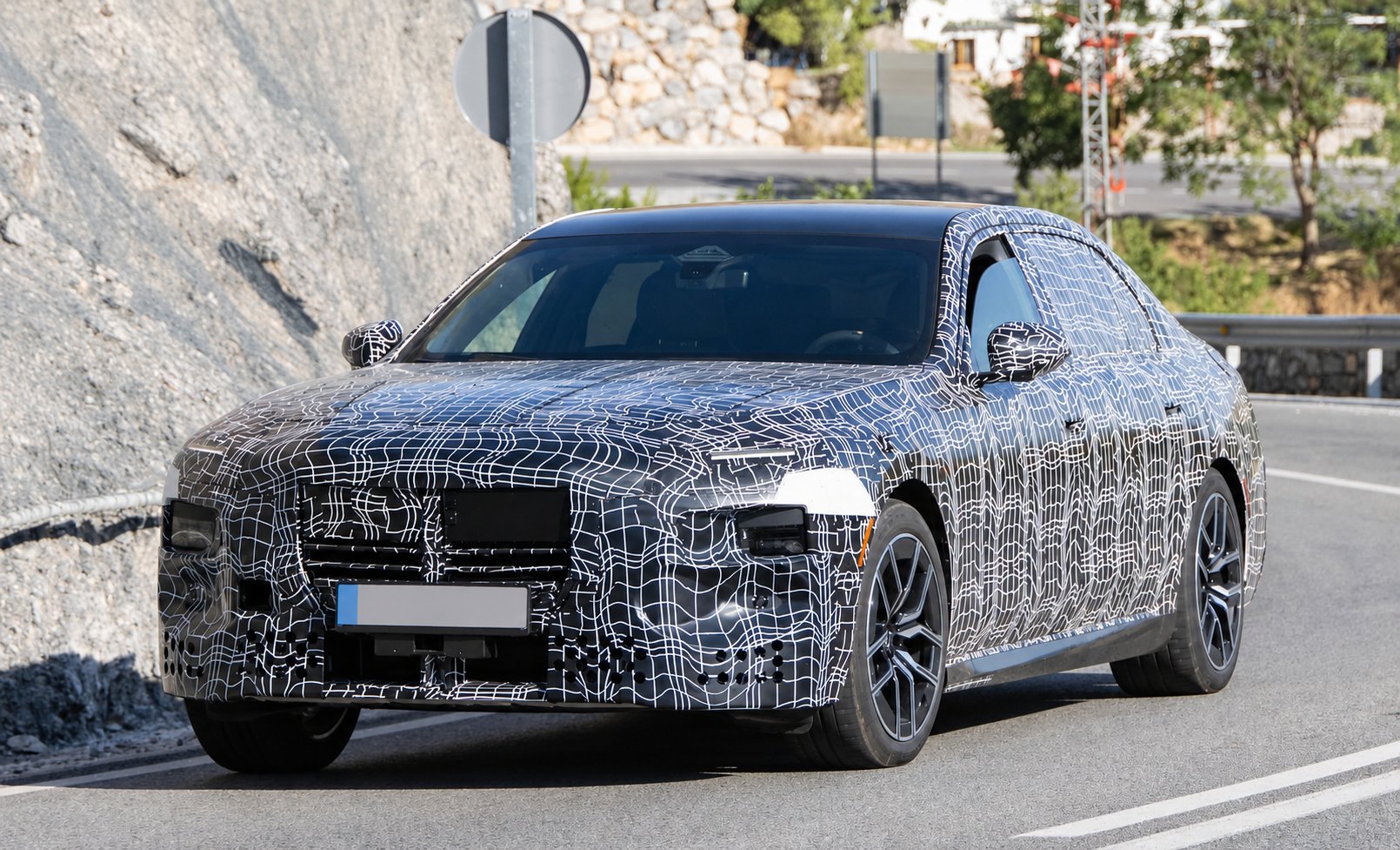Uusi BMW 7 Alpina Series 2027: ensimmäiset design- ja tekniset tiedot