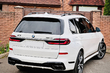 BMW X7 G07 2019–: LCI M-Performance -facelift-sarjan asennus kuva 9