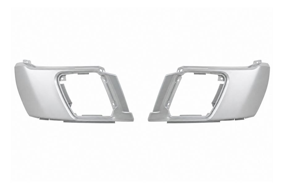 Range Rover Evoque 2012–2018 Hopea takapuskurin pakoputken päätyjen koristelista Dynamic Image