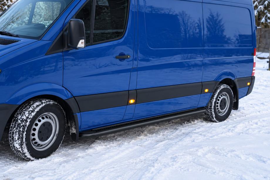 Volkswagen Crafter 2006–2016 Premium Black sivuastinlaudat (2 kpl, ruostumaton teräs) Ø60, keskipitkä akseliväli Image