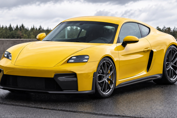 Porsche 718 EV 2027: lähes ilman naamiointia bongattu Nürburgringillä Kuva 1