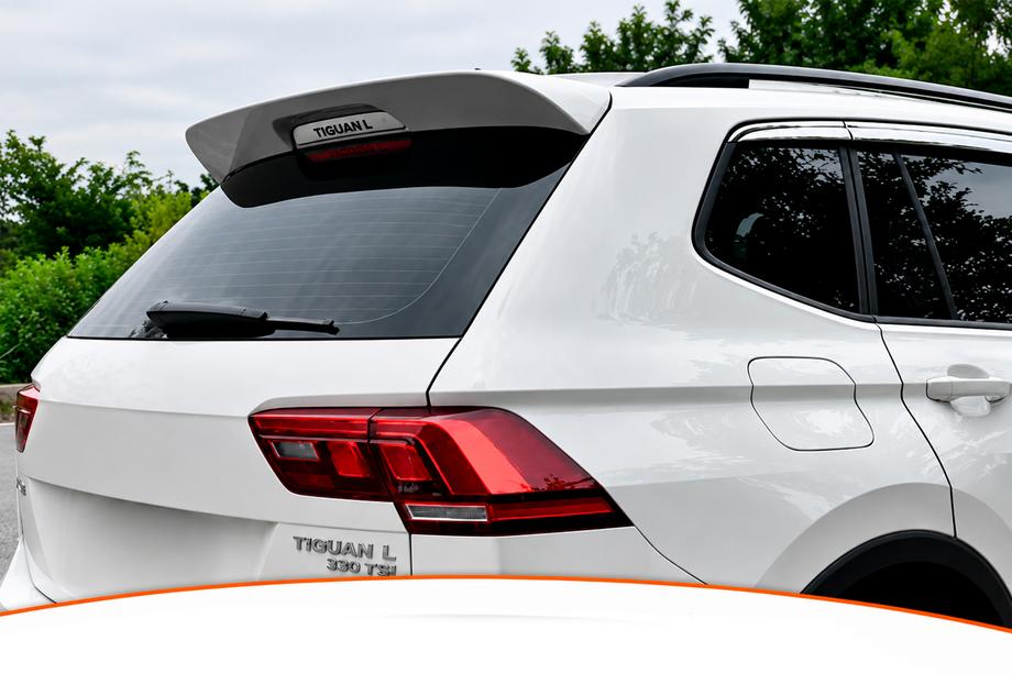 Volkswagen Tiguan 2016–2023 DPT-spoileri (2016-2020, kiiltomusta) Kuva 1