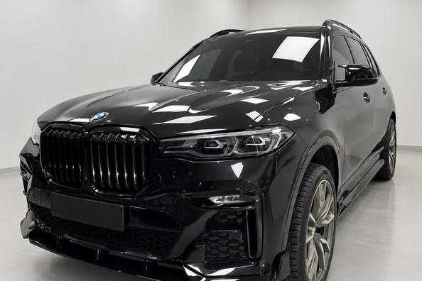 BMW X7 G07 2019–2022: Paradigm Black Knight V2 -korisarjan asennus M-Sportiin – työmme Kuva 2