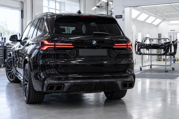 BMW X5 G05: LCI-tyylinen facelift-korisarja – mitä asentaa ja mitä se maksaa