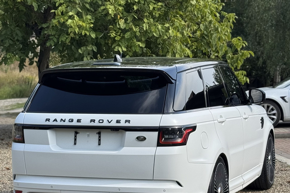 Range Rover Sport L494 2018–2022: SVR-korisarjan asennus – töitämme Kuva 14
