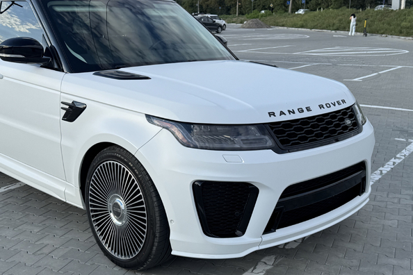 Range Rover Sport L494 2018–2022: SVR-korisarjan asennus – töitämme Kuva 5
