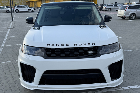 Range Rover Sport L494 2018–2022: SVR-korisarjan asennus – töitämme Kuva 1