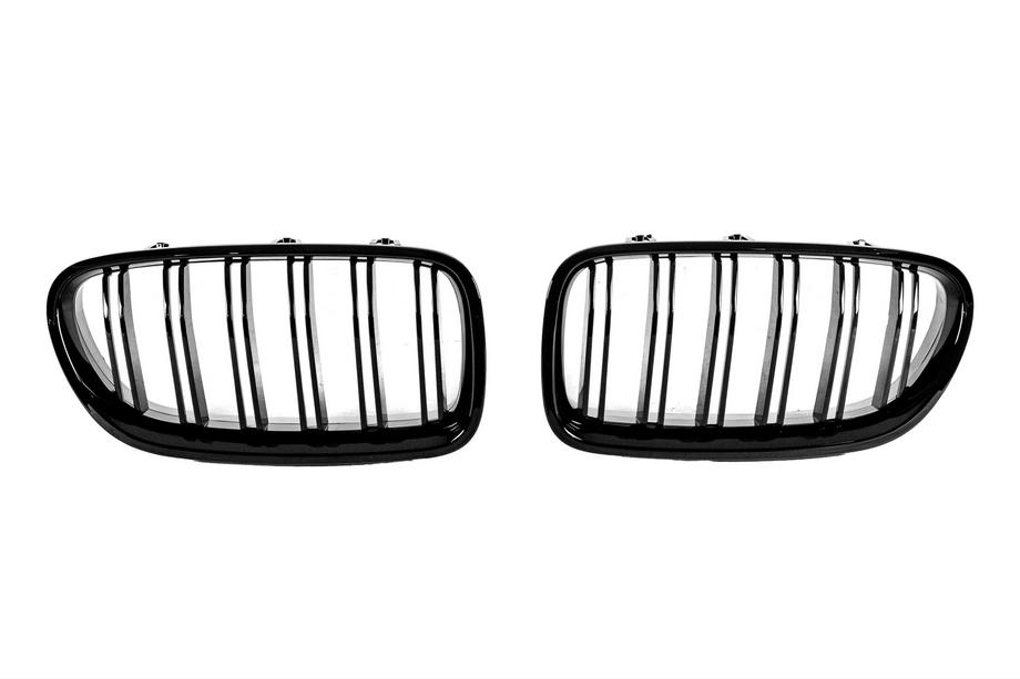 BMW 5-sarja F10/F11 2010–2016 Poistoerä M-Look munuaismaskit (kiiltävä musta) Image