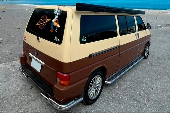Volkswagen T4 retkeilyyn ja maastoon: etusuojan, sivuaskelmien ja takakulmien asennus Kuva 10
