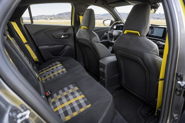 Opel Corsa GSE: sähköinen hot hatch, 281 hv – tilaukset alkaen 39 900 €