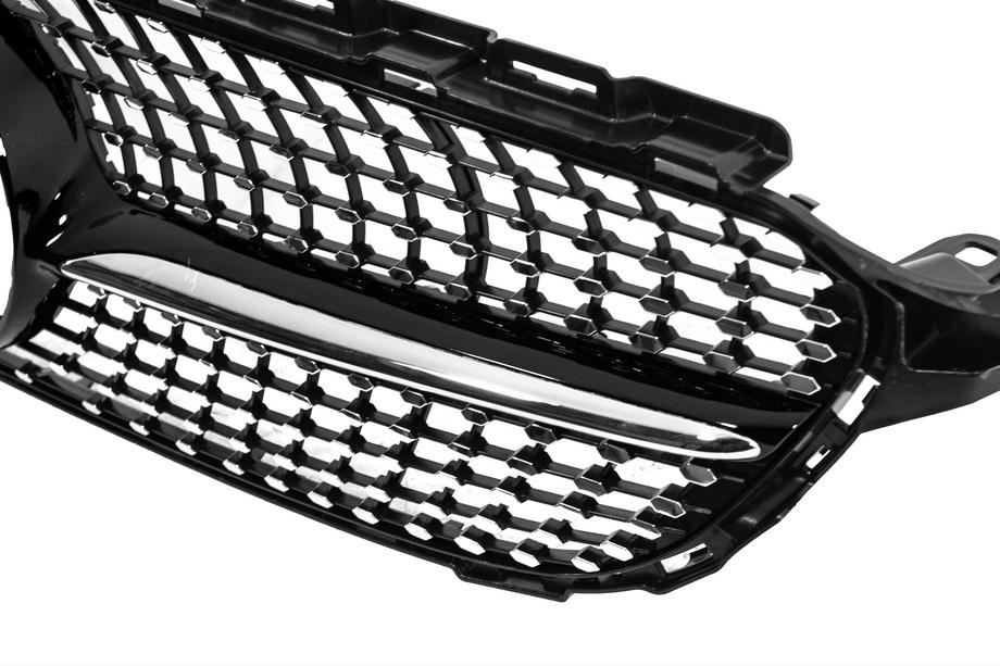Mercedes C-class W205 2014–2021 Etusäleikkö Diamond Black (Avantgarde/AMG-Line/C43 AMG) 2014-2018, kameralla Kuva 4